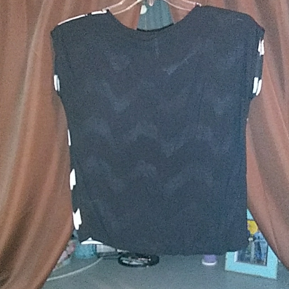 Top - Picture 3 of 3